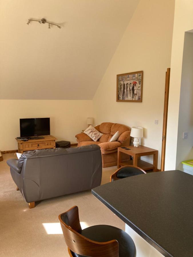 Springbank Apartment - Sleeps 4 - Pet Friendly Fort William Exterior foto