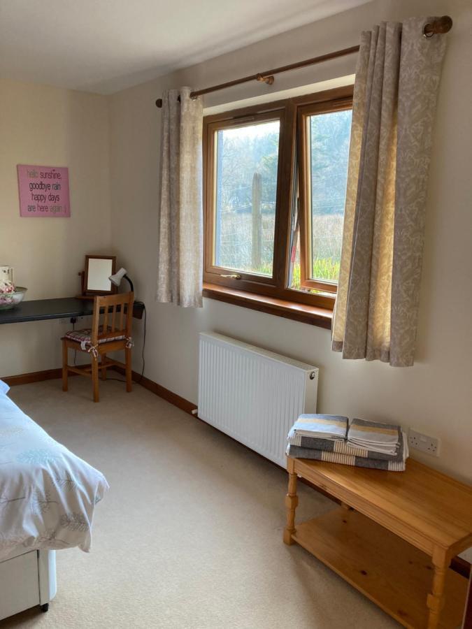Springbank Apartment - Sleeps 4 - Pet Friendly Fort William Exterior foto